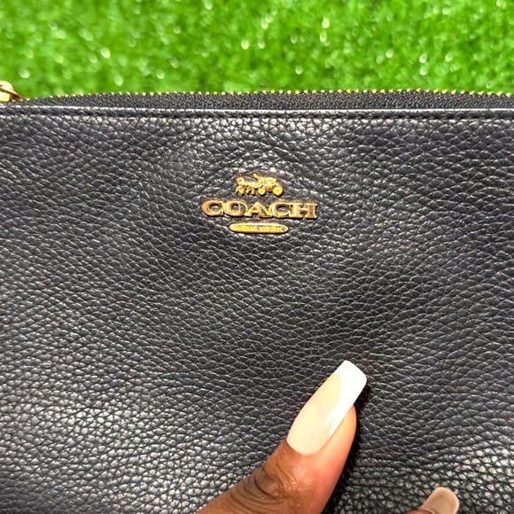 Coach Mini Wallet Pouch Black - Picture 2 of 3